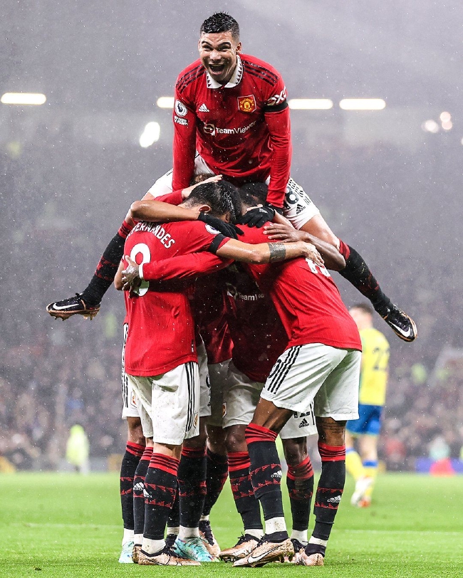 与队友形成 与队友形成