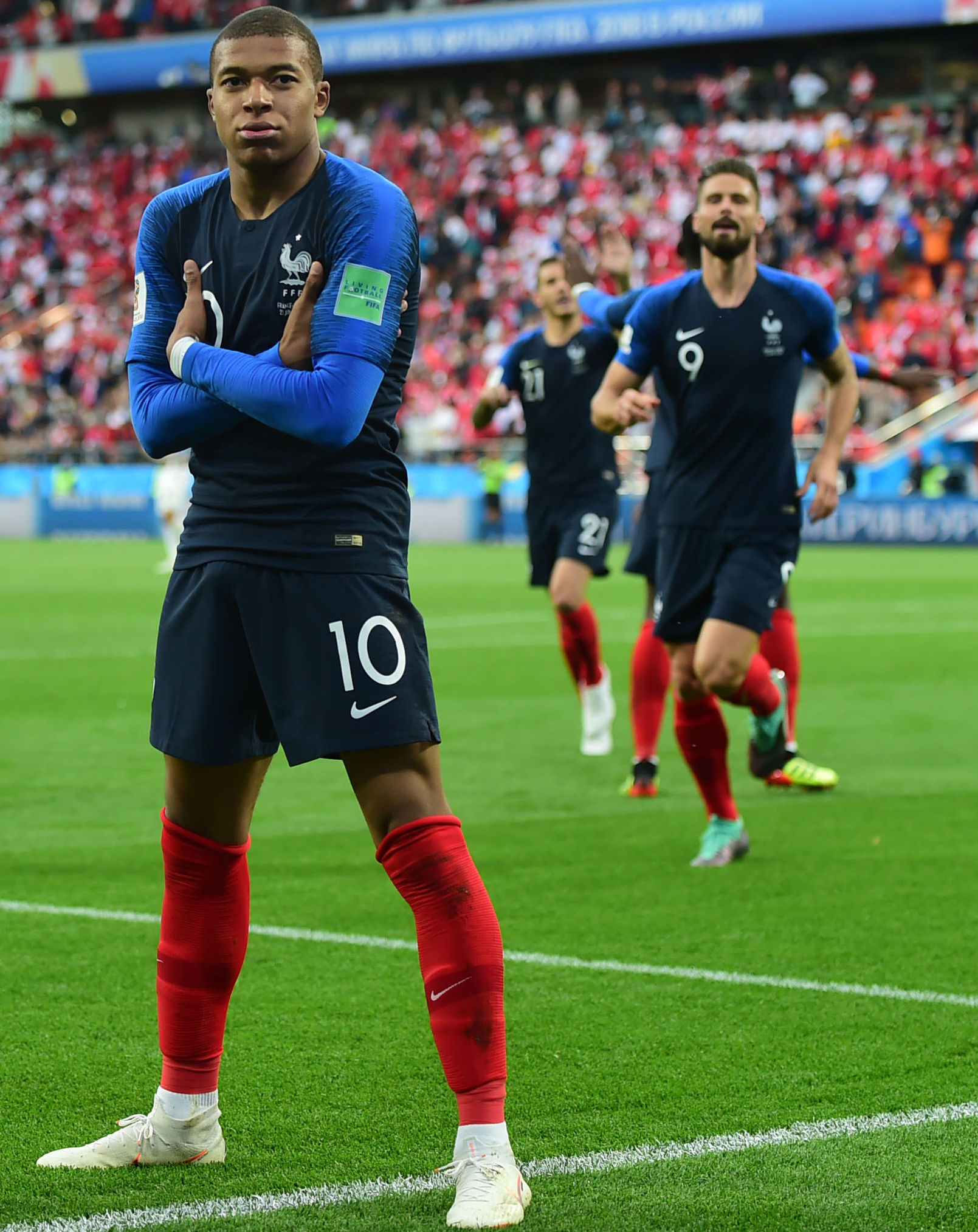 够左右整个 够左右整个