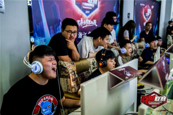 随着中东足 随着中东足