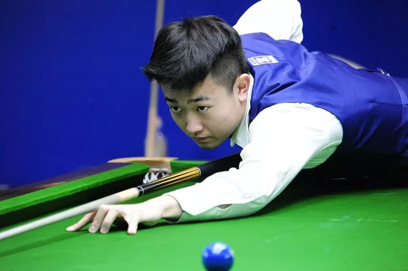 食指直指天 食指直指天